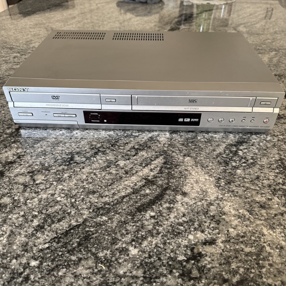 Sony SLV-D350P DVD/VCR Combo Player VHS Recorder No Remote As Is